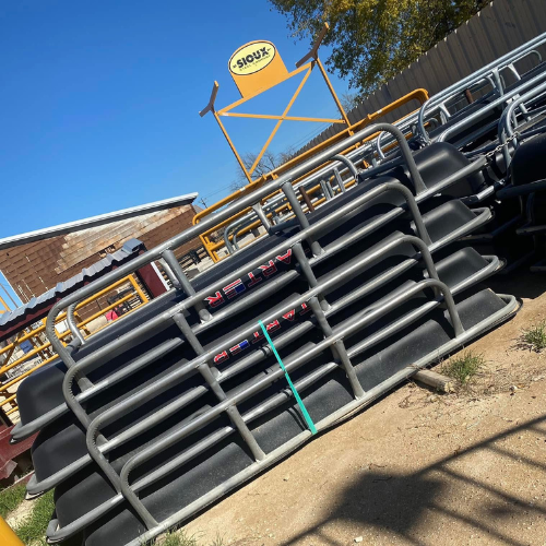 Hamilton Farm & Ranch farm gates